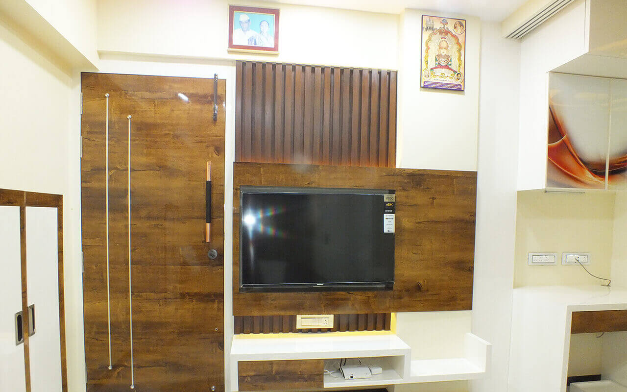 Project 6 - Mr. Kaushik Kapasi - Hall